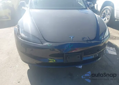 2024 Tesla Model 3 Long Range Dual Motor All-Wheel Drive/Rear-Wheel Drive z USA, uszkodzony, nr VIN 5YJ3E1EA8RF857140